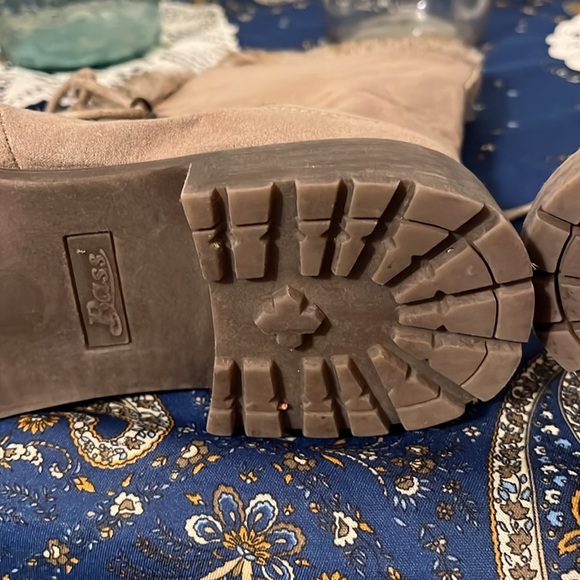 Bass Angelica faux fur lined boots, used but in like new condition, size 8 - Picture 12 of 13